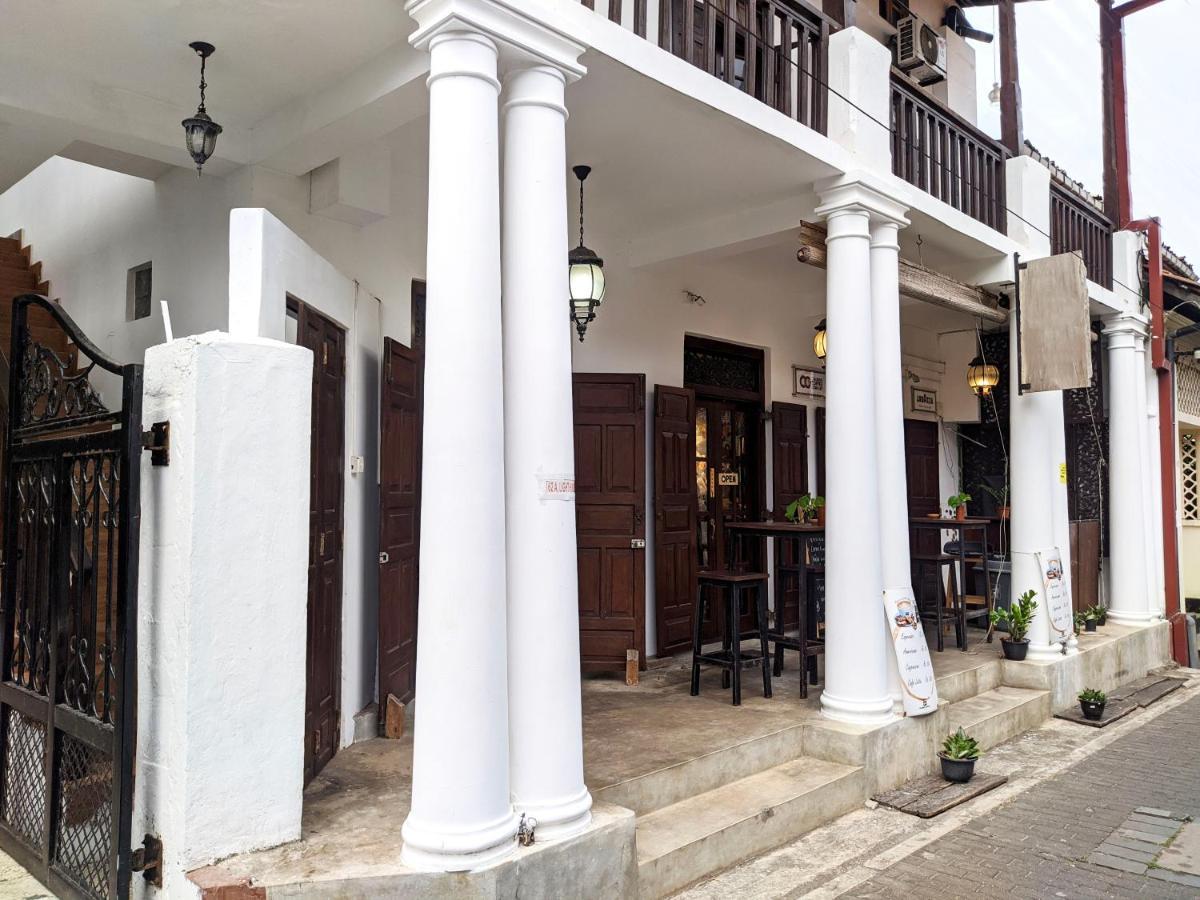 Hotel Lighthouse Guest à Galle Extérieur photo