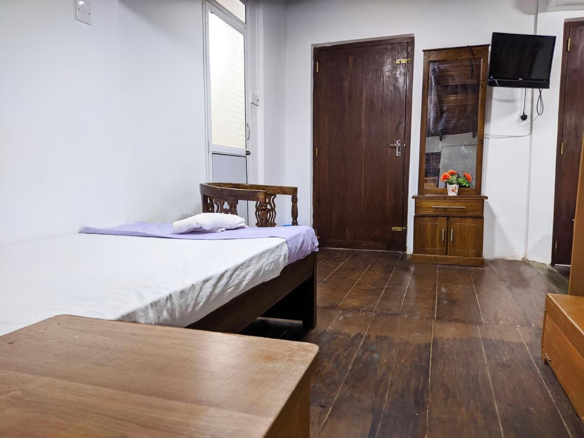 Hotel Lighthouse Guest à Galle Extérieur photo