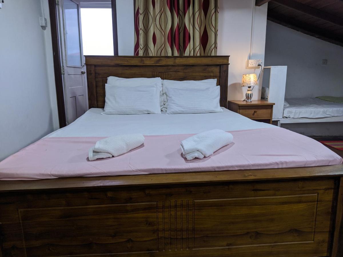 Hotel Lighthouse Guest à Galle Extérieur photo