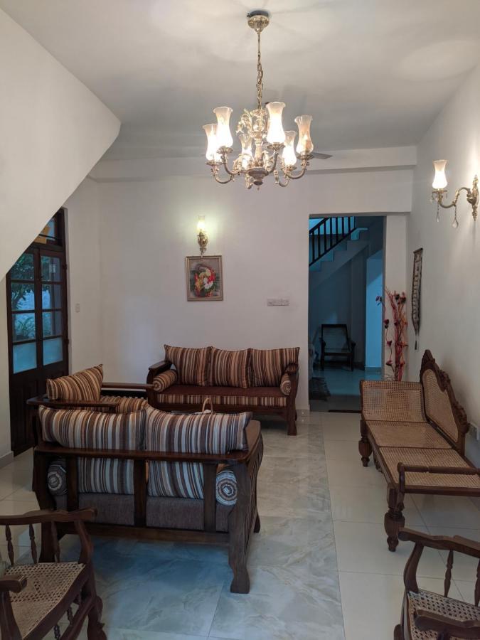 Hotel Lighthouse Guest à Galle Extérieur photo