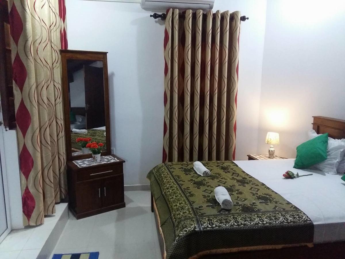 Hotel Lighthouse Guest à Galle Extérieur photo